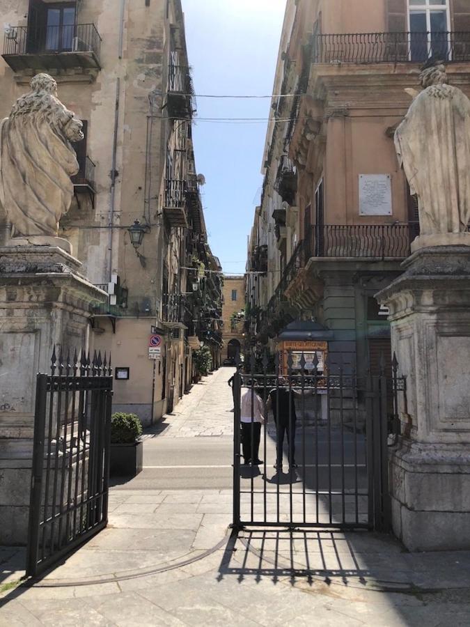 דירות פלרמו Casa Di Fronte La Cattedrale מראה חיצוני תמונה